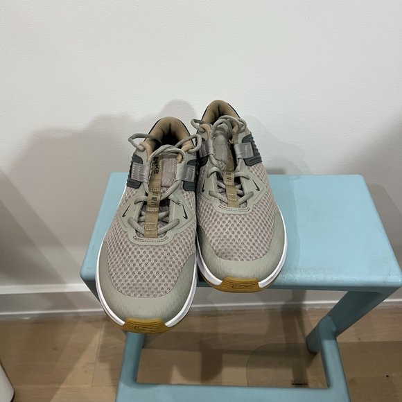 Nike Metcon Trainer Shoe (Cobblestone) Size 10M - Picture 4 of 5